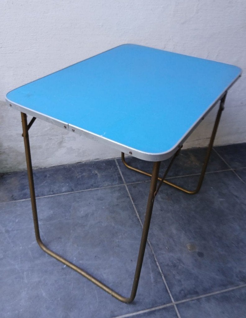 vintage kampeertafel LAFUMA, Ophalen