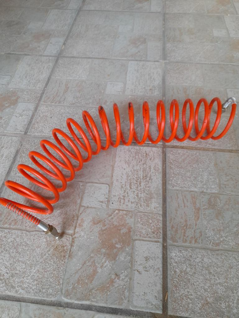 TUYAU A AIR EN SPIRALE, Bricolage & Construction, Enlèvement, Utilisé