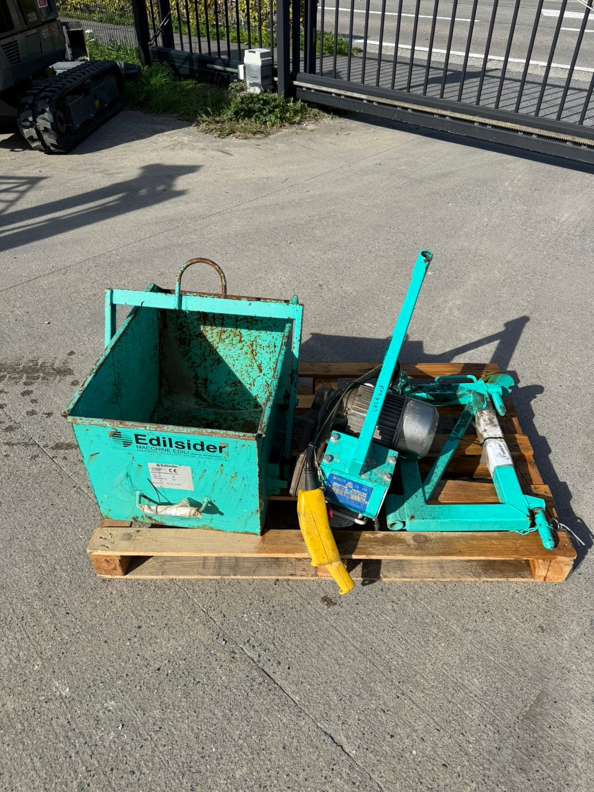 Treuil Imer, Bricolage & Construction, Enlèvement