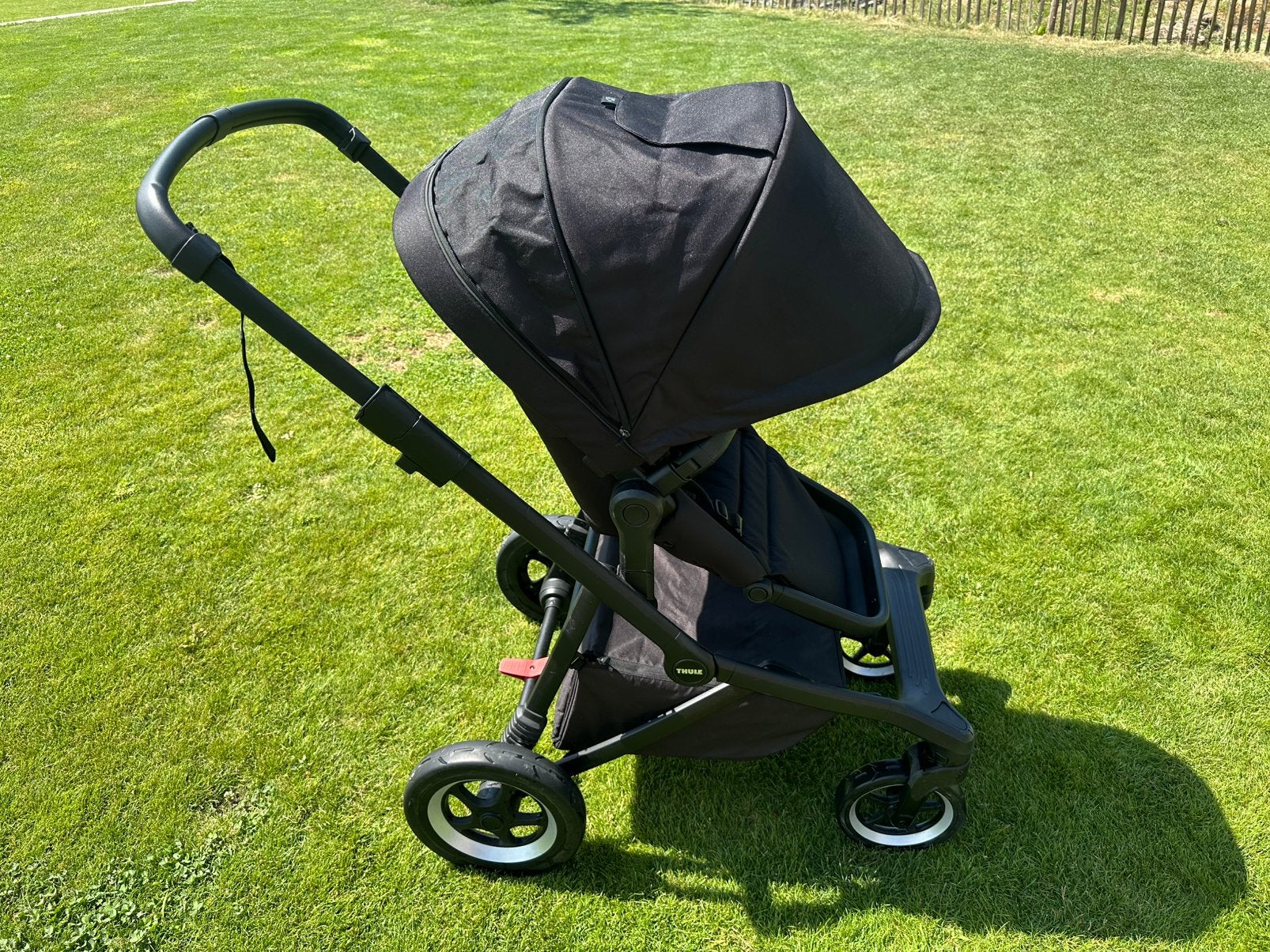 Kinderwagen/buggy Thule Sleek met wieg en peuterzitje, Kinderen en Baby's, Buggy's, Ophalen, Zo goed als nieuw