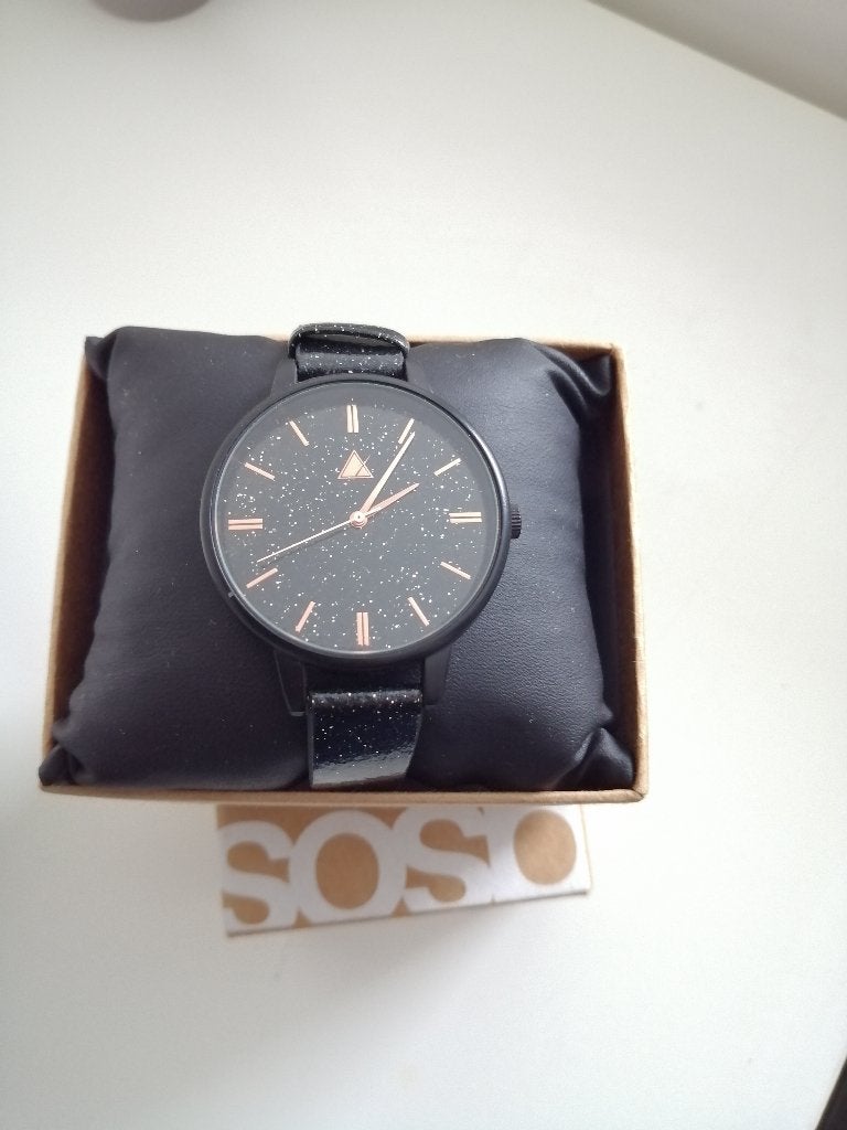 MOET NU WEG!! MOOIE NIEUWE ASOS DAMES HORLOGE DRESSWATCH, Handtassen en Accessoires, Horloges | Dames, Overige merken, Staal, Verzenden