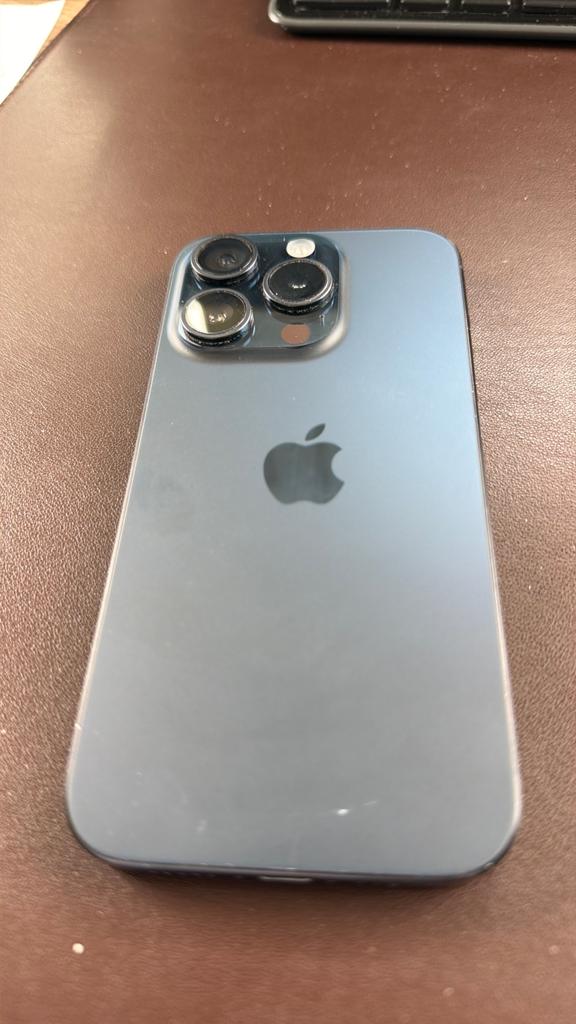 Iphone 15 pro, Telecommunicatie, Mobiele telefoons | Apple iPhone, Ophalen, 83 %, Gebruikt, IPhone 15
