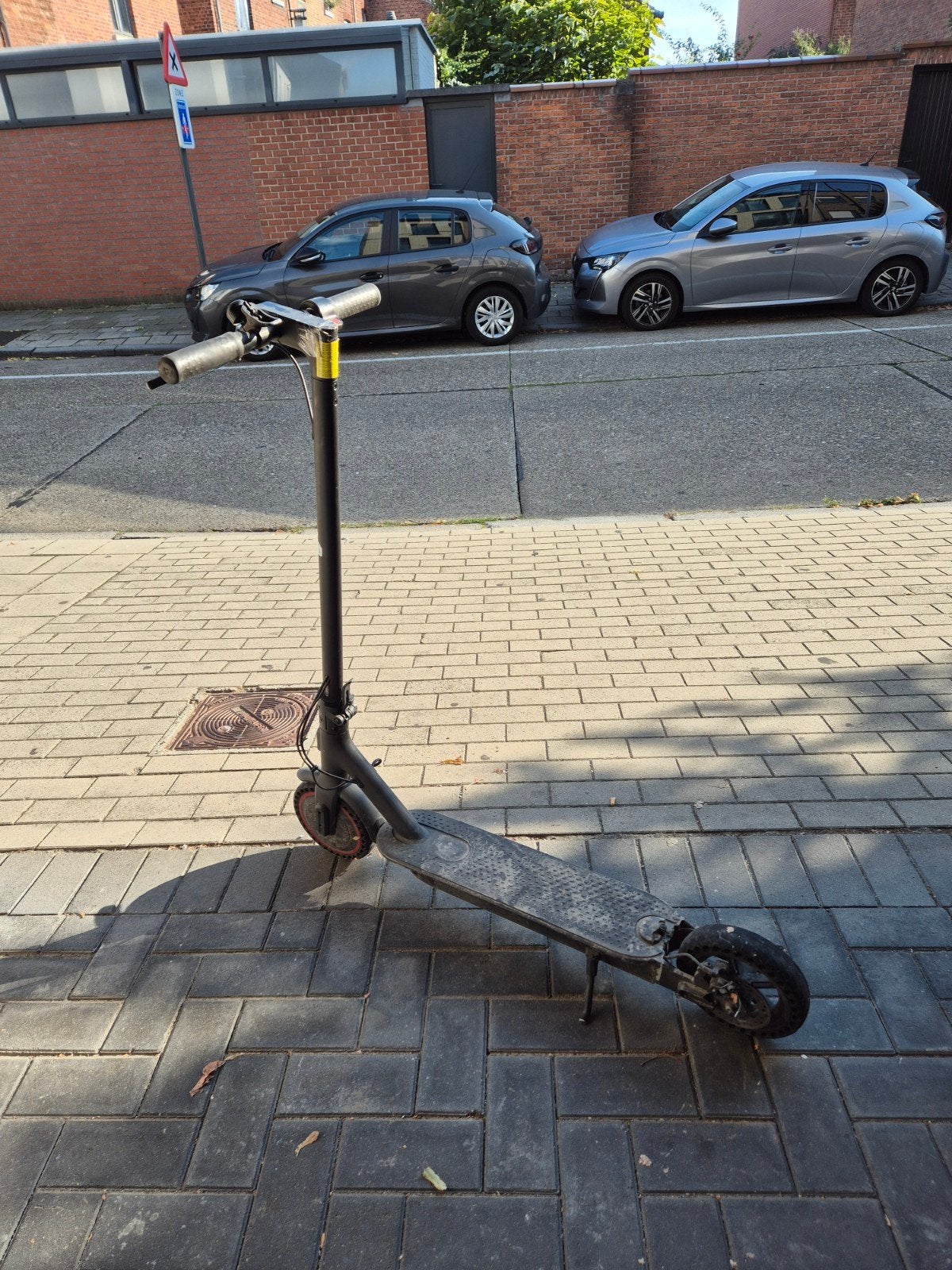 trottinette électrique, qui ne se recharge plus., Vélos & Vélomoteurs, Enlèvement, Utilisé, Step électrique (E-scooter), Xiaomi