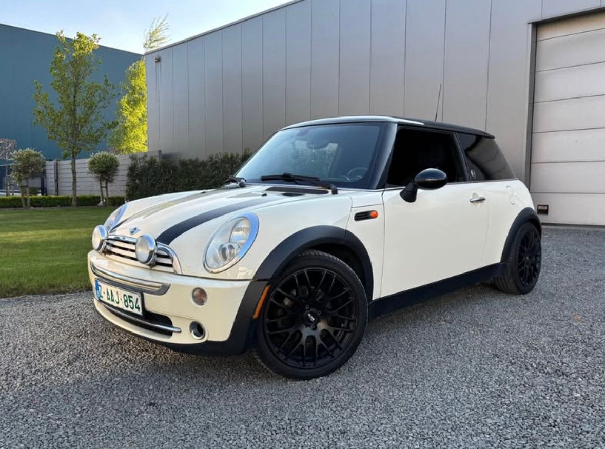 Mini Cooper John Works/1.4iBenzine/Airco/Lez/Gekeurd*2.850€, Stof, Zwart, Wit, Bedrijf