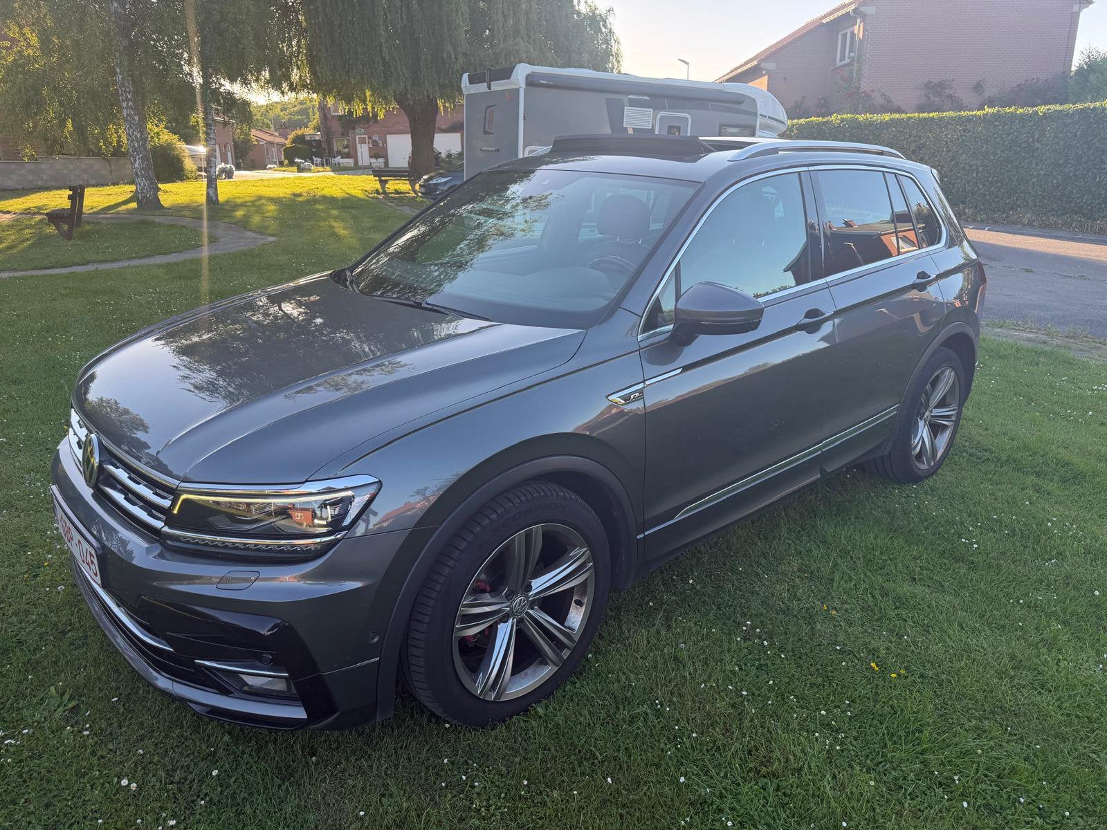 VOLKSWAGEN TIGUAN R-LINE 1.4 TSI 150 CH DSG FULL OPTIONS, Autos, Volkswagen, Achat, Euro 6, Entretenue par le concessionnaire