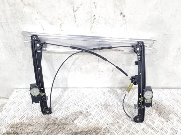 Mécanique vitre 2portes avant droite d'un Mini Cooper, Autos : Pièces & Accessoires, Vitres & Accessoires, Mini, Utilisé, 3 mois de garantie