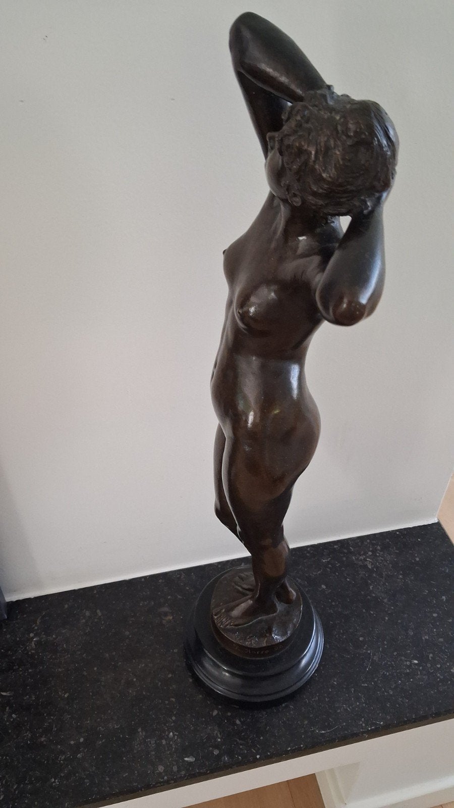 Bronzen naakt 45 cm ongeveer vrouw in bevallige pose, Antiek en Kunst, Ophalen, Vrouw