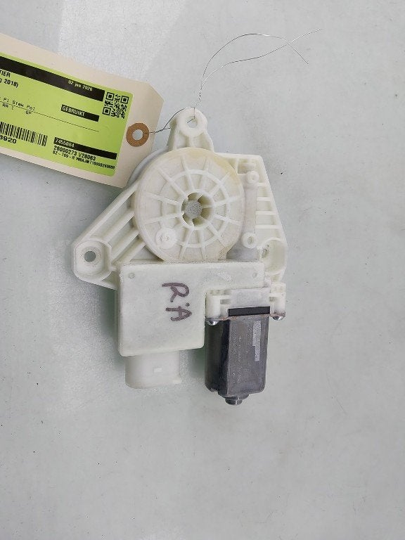 MOTEUR LEVE VITRE ELECTRIQUE BMW 5 serie Touring (G31), Utilisé, BMW, Petuelring 130
80809  München, DE, Bayerische Motoren Werke AG