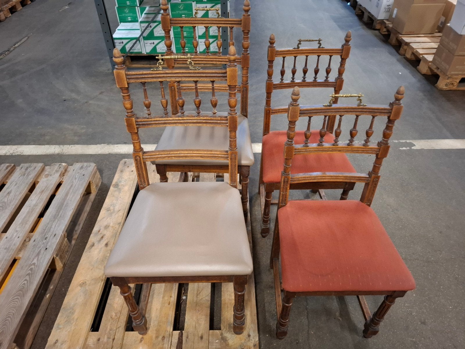 Vintage stoelen, Ophalen