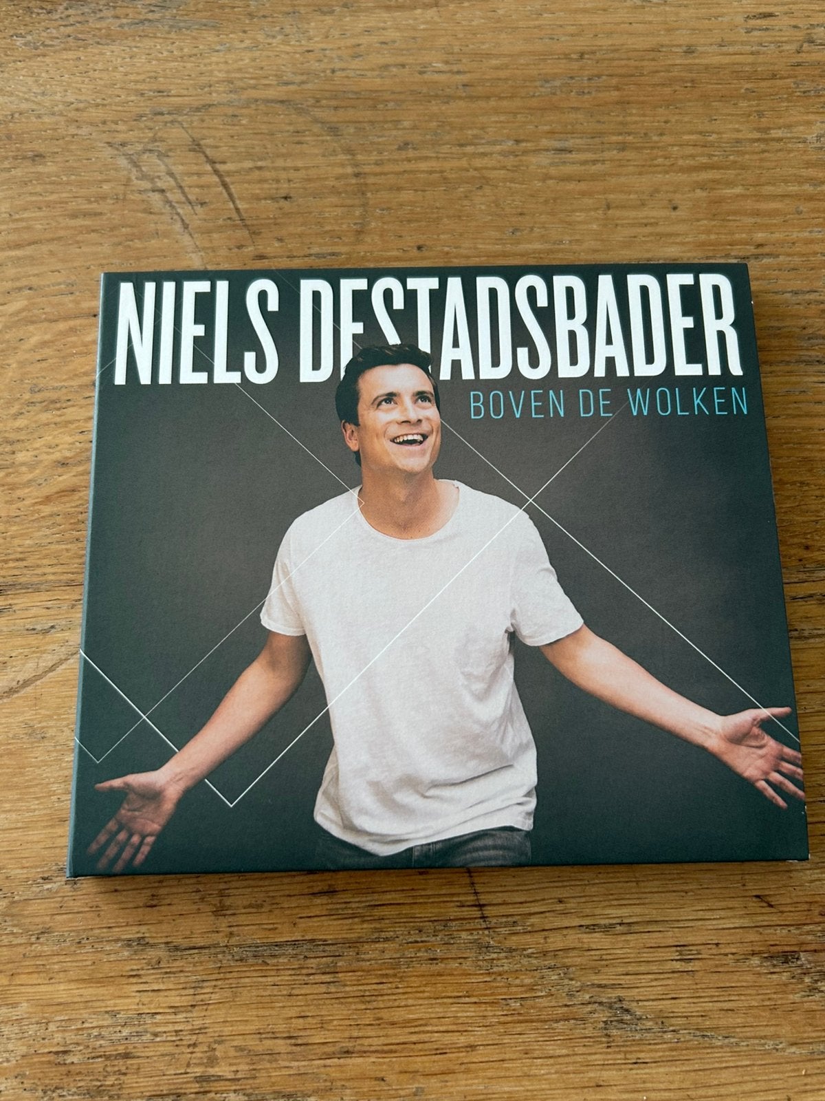 CD Niels Destadsbader - Boven De Wolken, Ophalen of Verzenden, Zo goed als nieuw, Pop