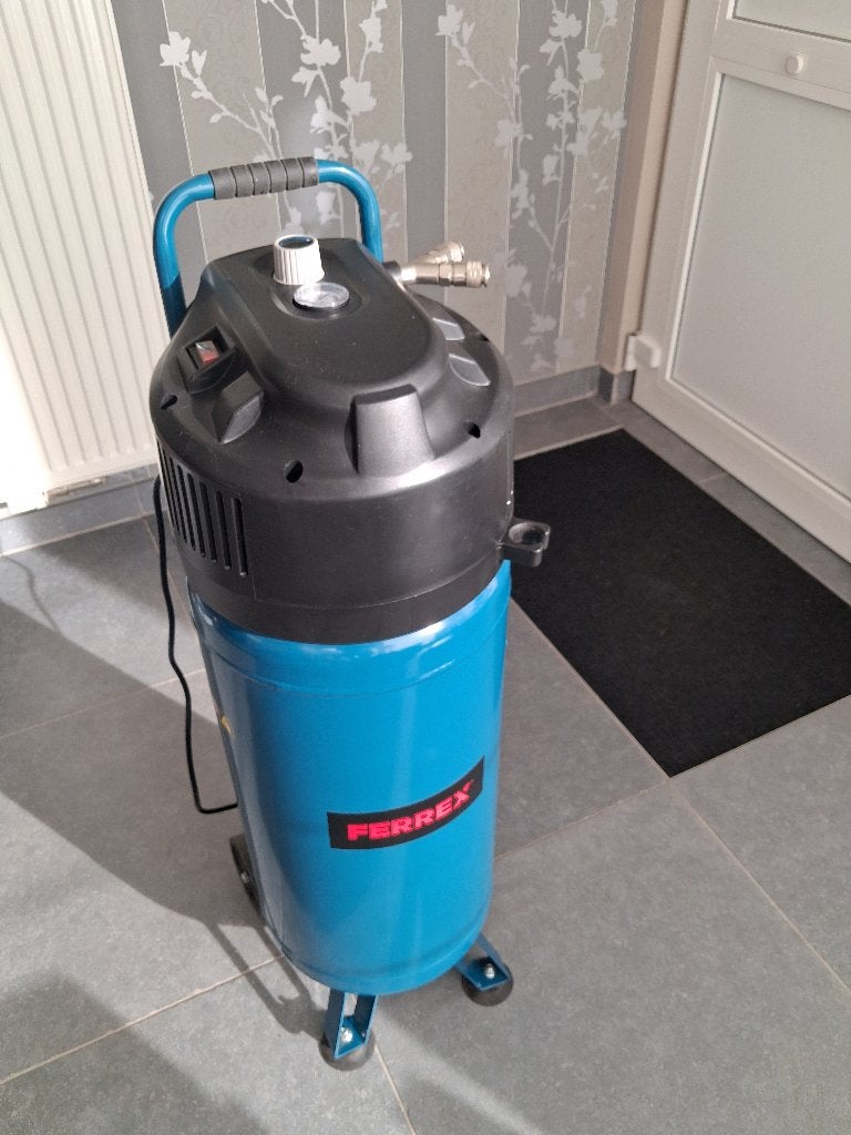 Compressor, Doe-het-zelf en Bouw, Compressors, Ophalen, Gebruikt, 6 tot 10 bar, 25 tot 100 liter