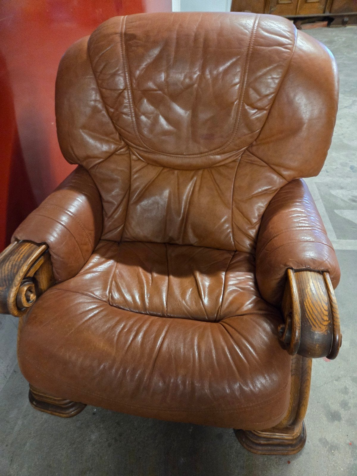 Fauteuil Royal : assise confortable - bois - cuire, 75 à 100 cm, Enlèvement, Utilisé, Bois