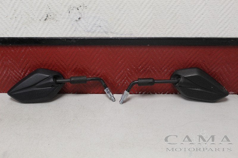 SPIEGEL LINKS + RECHTS Yamaha N-Max 125 (N MAX NMAX 125-A), Motoren, Dhr. S. di Majo, Gebruikt, Info@cama-motorparts.nl, P.J. Troelstraweg 8 8
3144 CX  MAASSLUIS, NL