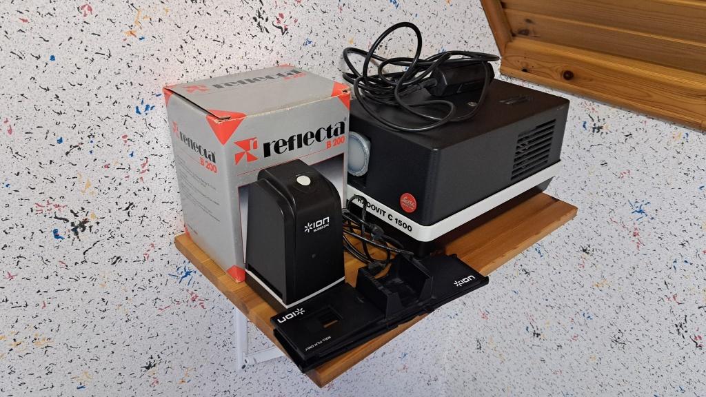 Projecteur et visionneuse DIA à vendre, TV, Hi-fi & Vidéo, Enlèvement, Utilisé