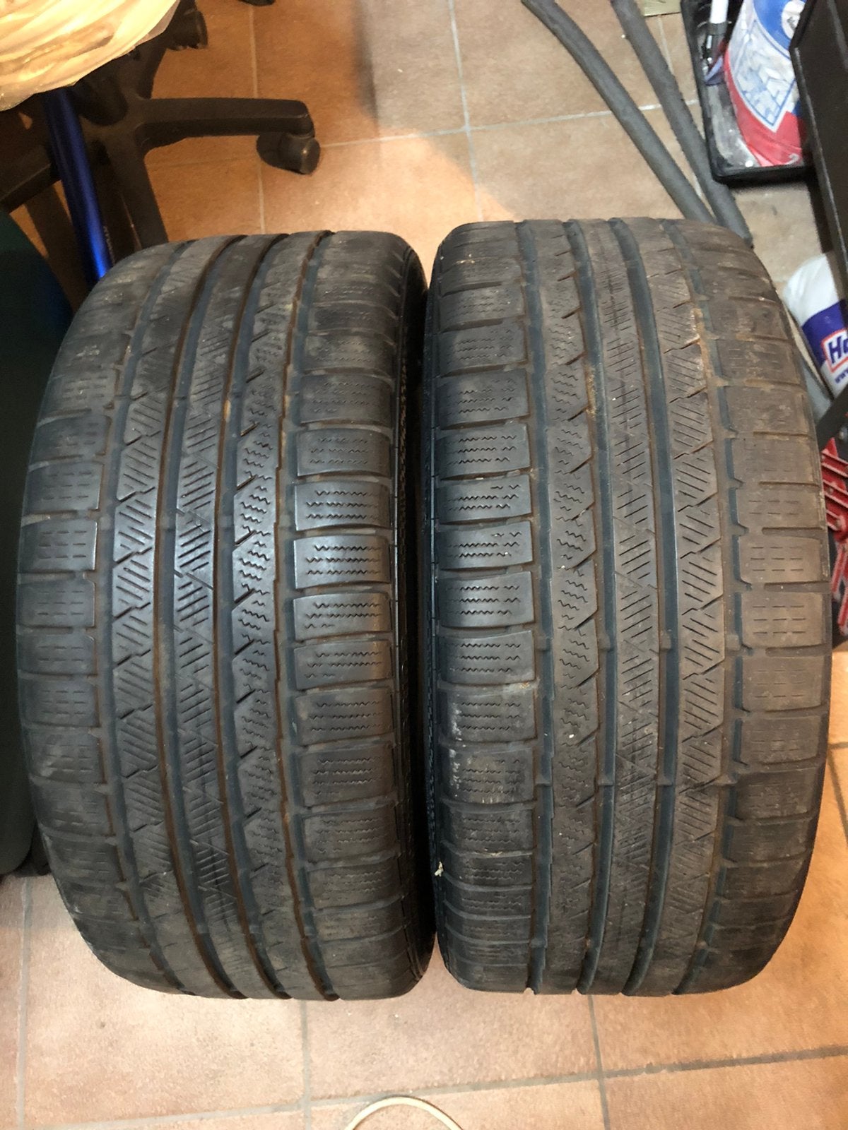 Continental Winterbanden 2X  235/35/19 91W, Auto-onderdelen, Gebruikt, Winterbanden, 235 mm, Band(en)