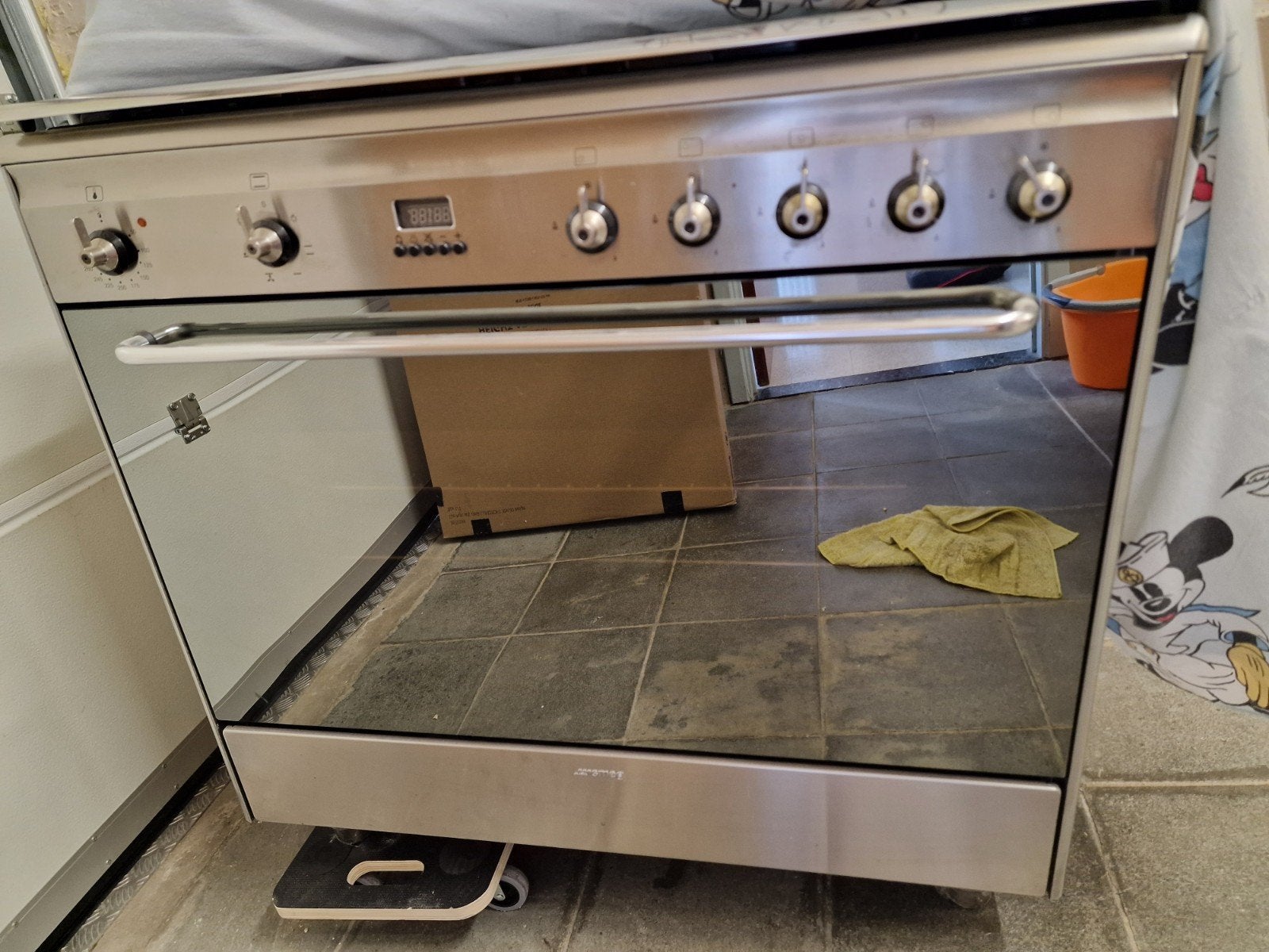 smeg gasvuur, Elektronische apparatuur, Fornuizen, Ophalen, Zo goed als nieuw, Gas, Vrijstaand