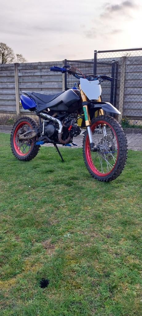 Pitbike 125cc, Fietsen en Brommers, Ophalen, Gebruikt, 4 versnellingen, 125 cc