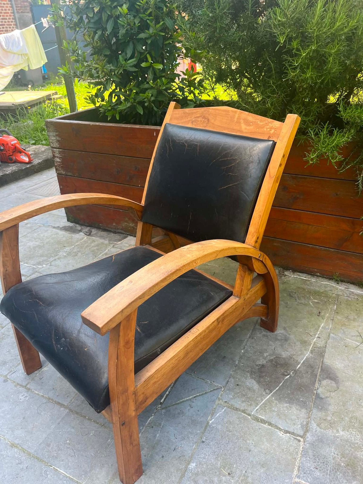 Fauteuil Acanthus vintage en bois et skaï noir, Ophalen, Gebruikt, Minder dan 75 cm, 50 tot 75 cm