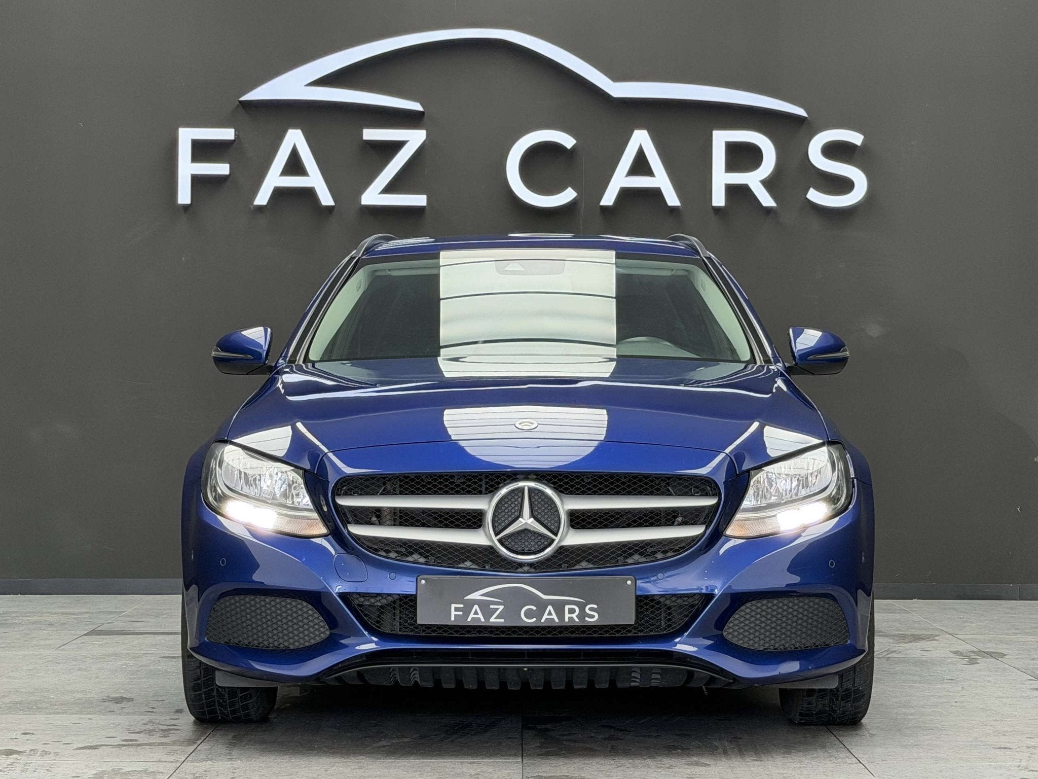 Mercedes-Benz C-Klasse 180 * Réservé * (bj 2017), Auto's, Mercedes-Benz, Gebruikt, 4 cilinders, Bedrijf, 5 deurs