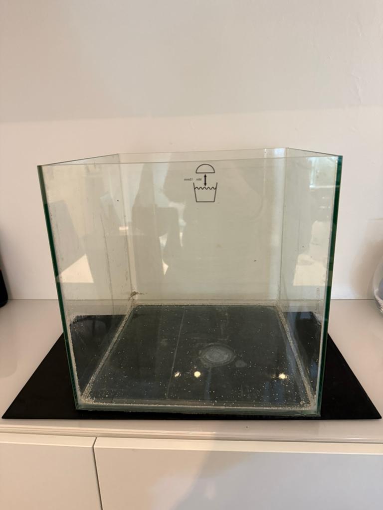 Aquarium 30 liter, Dieren en Toebehoren, Vissen | Aquaria en Toebehoren, Ophalen, Zo goed als nieuw