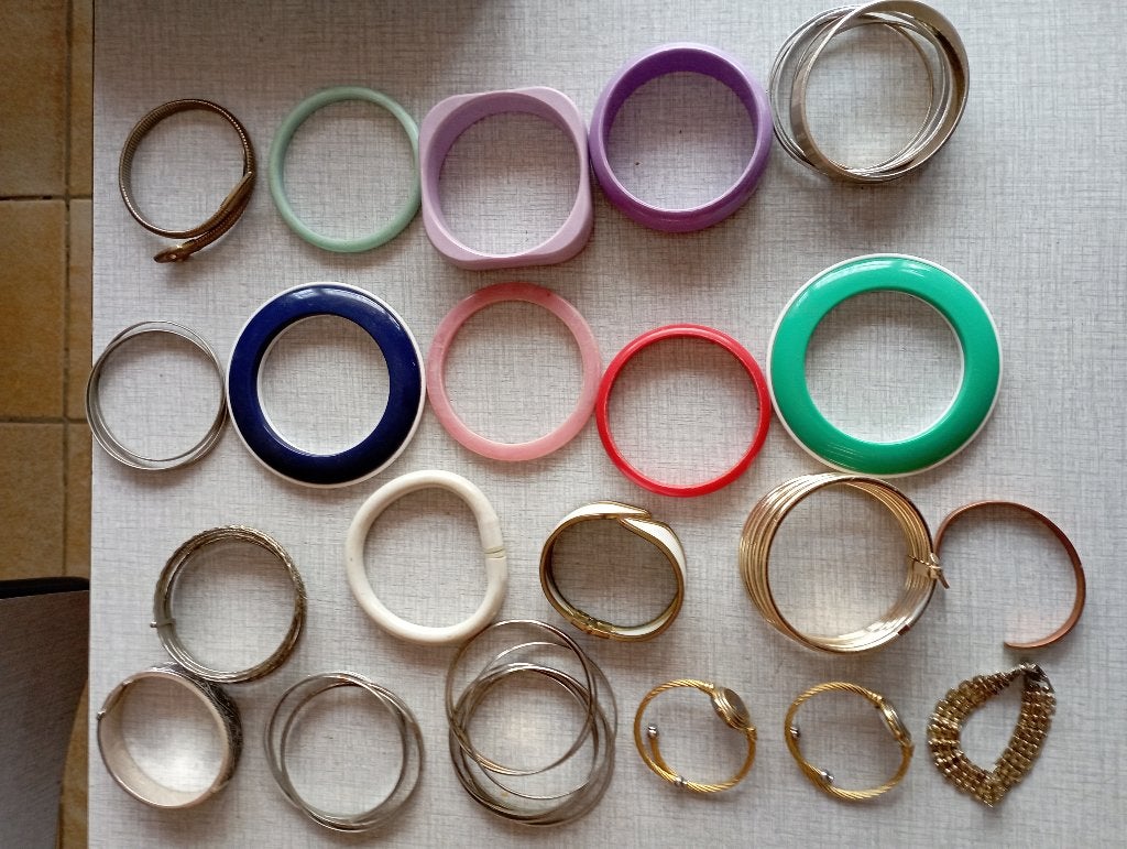Bracelets, Bijoux, Sacs & Beauté, Bracelets, Enlèvement, Utilisé, Autres couleurs, Synthétique ou Plastique