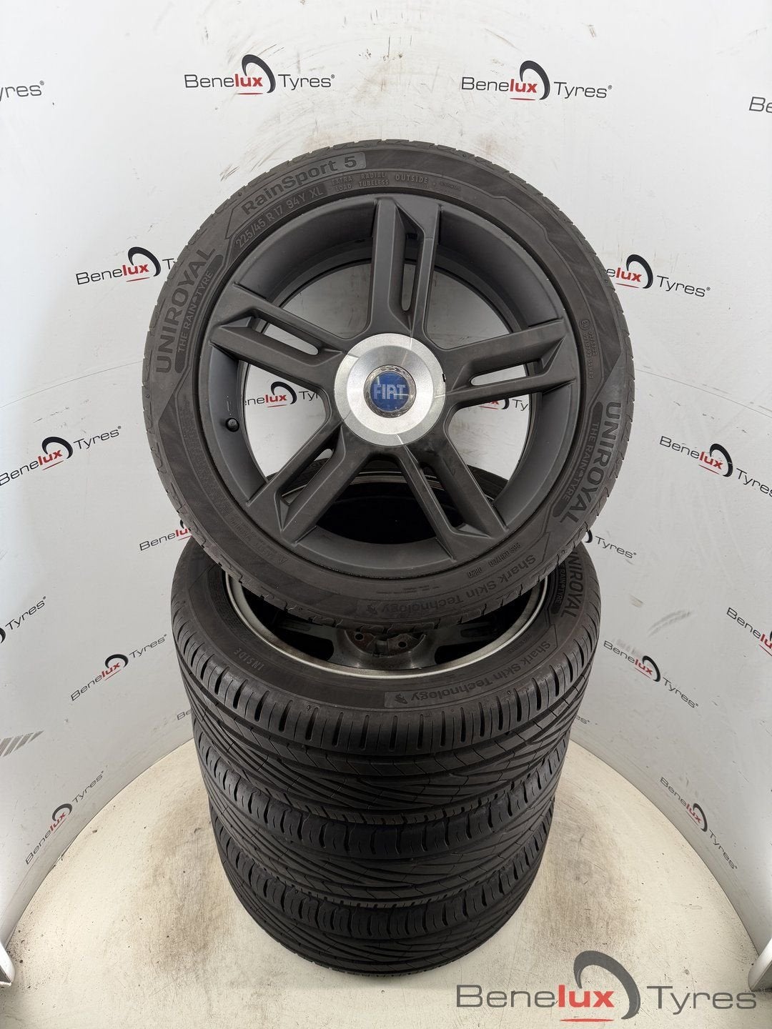 17'' Fiat Doblo Bravo Stilo Albea Barchetta Brava Idea Linea, Auto-onderdelen, Banden en Velgen, Gebruikt, -, -, Banden en Velgen