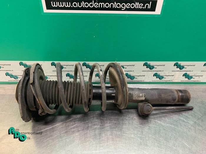 Schokdemperpoot rechts-voor van een Peugeot 206 (206 98-), Gebruikt, -, -, Ophalen of Verzenden