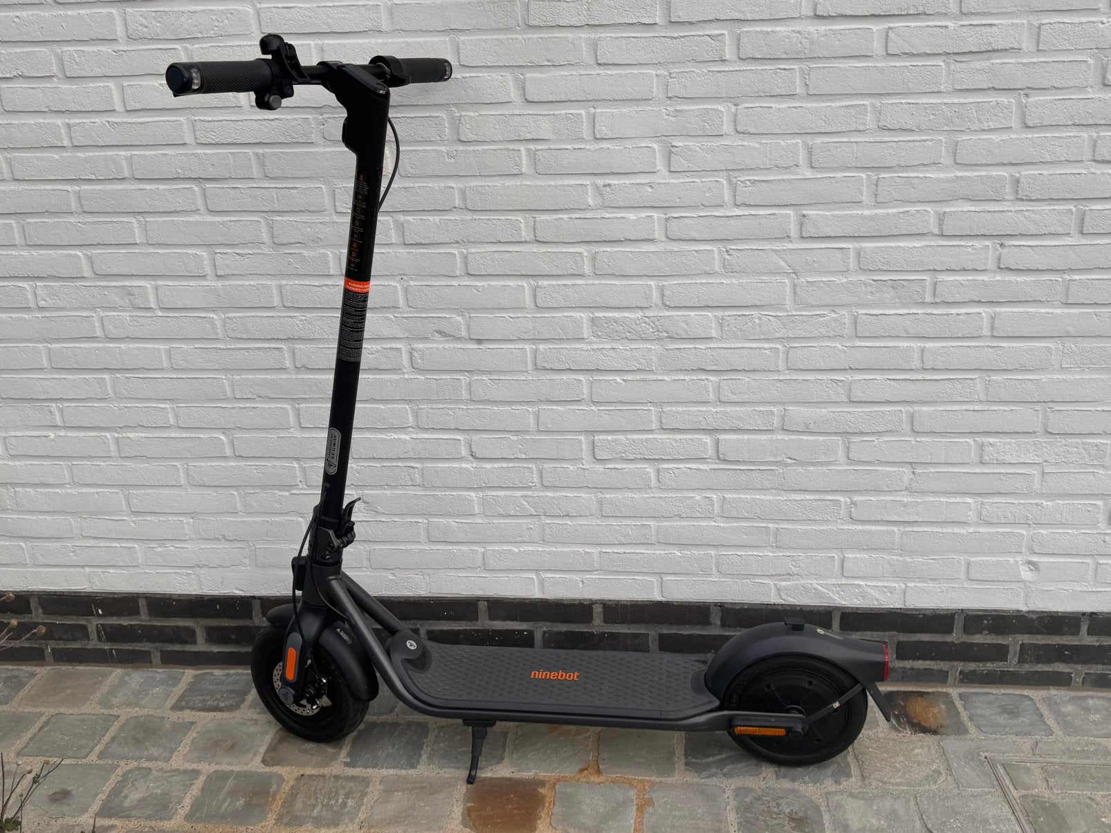 Ninebot KickScooter F2 — comme neuf — seulement 28,7 km, Vélos & Vélomoteurs, Enlèvement, Comme neuf