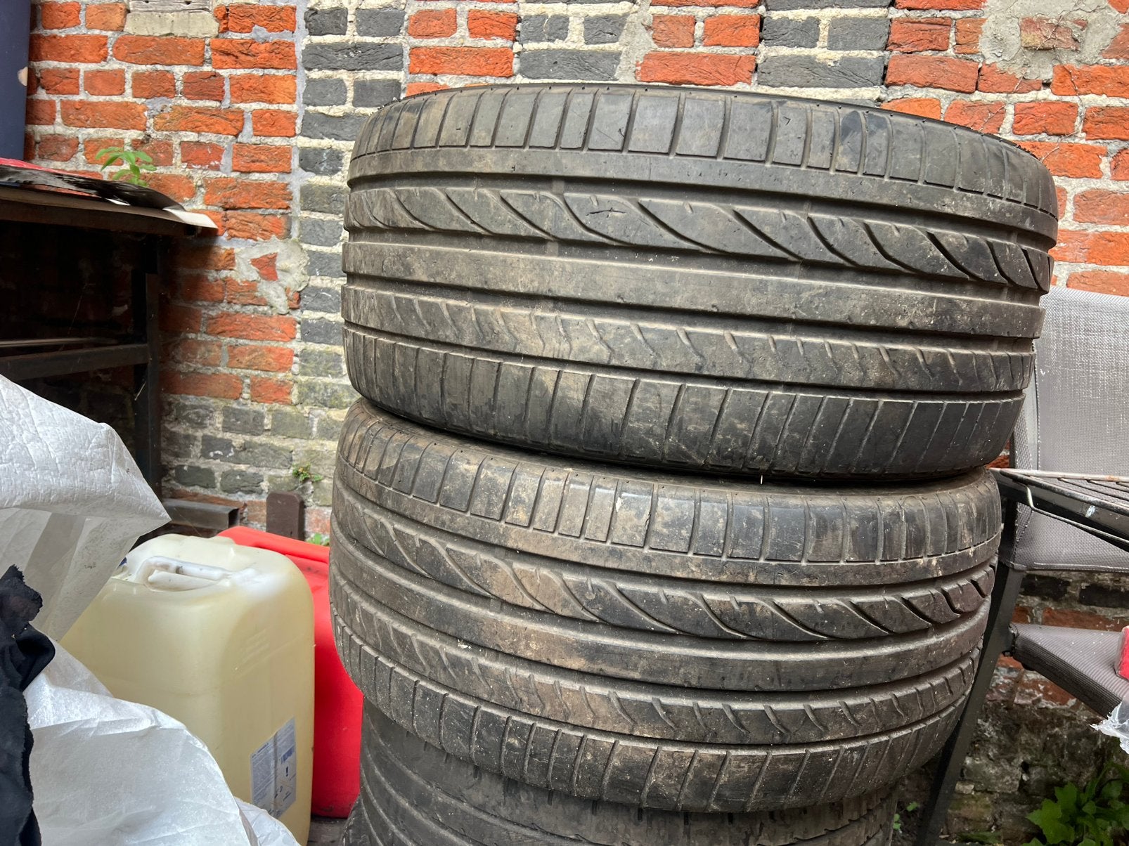 4 pneux bridgestone dueler H/P 275/40/20 106W, Enlèvement