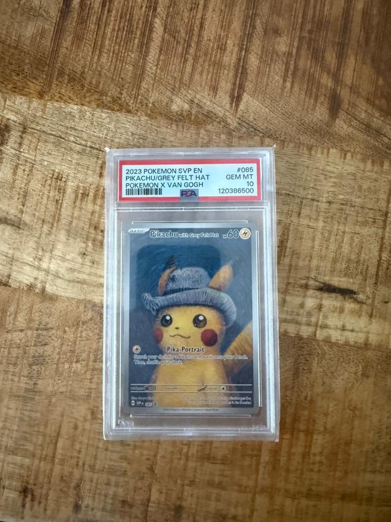 Pikachu grey felt hat psa 10, Ophalen of Verzenden, Zo goed als nieuw