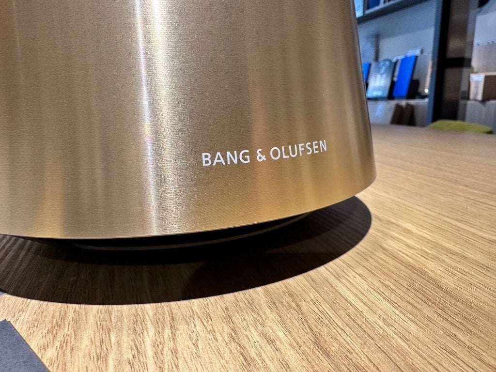 Bang & Olufsen Beosound 2 3th Gen Gold Tone Multiroom - B&O, Audio, Tv en Foto, Luidsprekerboxen, Info@bang-olufsen.dk, Zo goed als nieuw