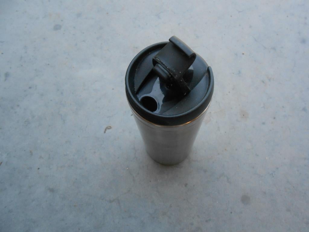 tasse à boire en métal inoxydable capacité 350 ml Ø7cm H20cm, Enlèvement ou Envoi, Utilisé