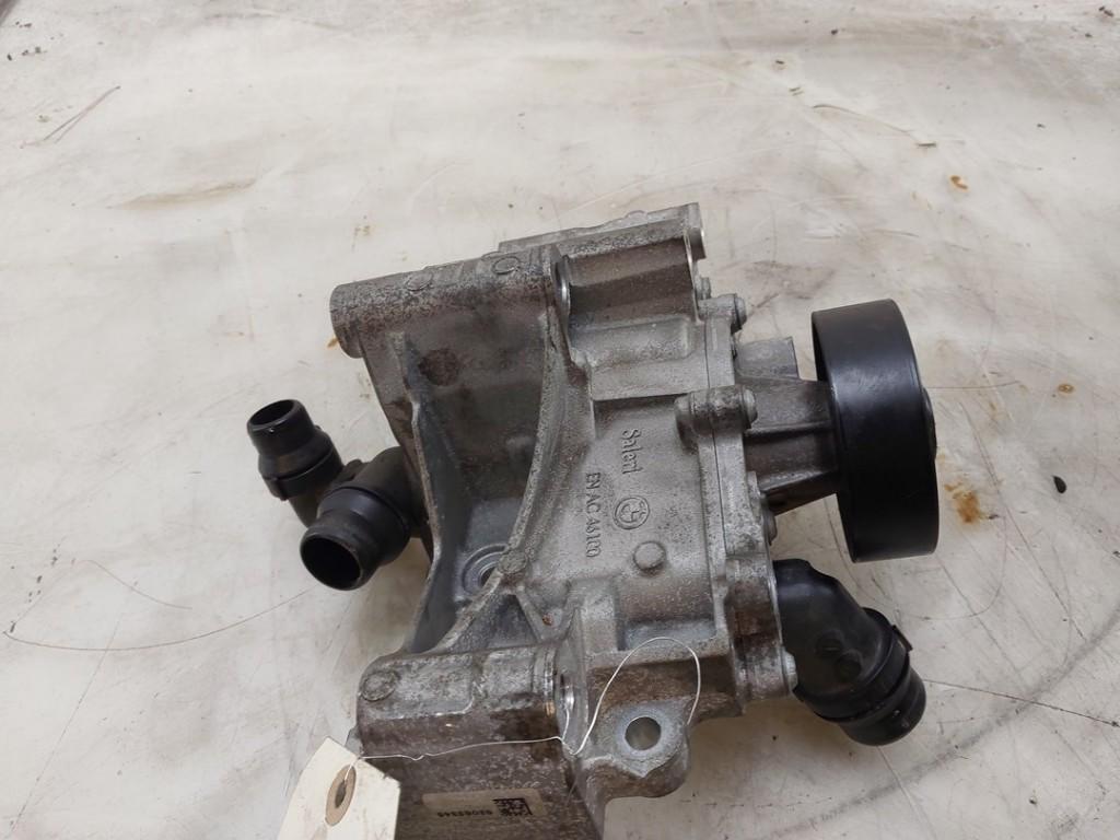 POMPE A EAU BMW 3 serie Touring (G21) (|8650988|), Dhr. J. Ham, Administratie@autoham.nl, Utilisé, BMW