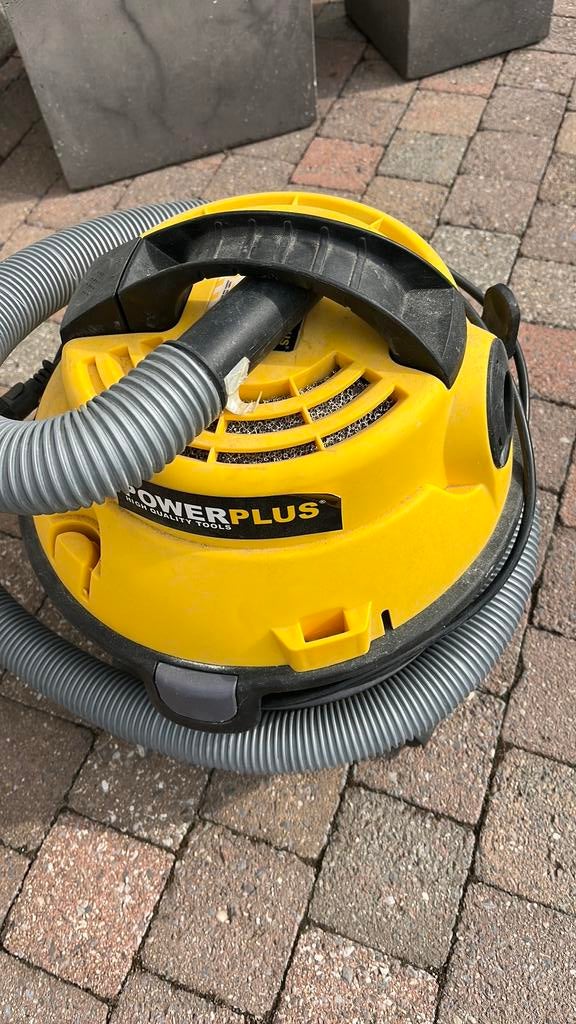 Stofzuiger powerplus X320 werkt nog steeds, Ophalen, Gebruikt