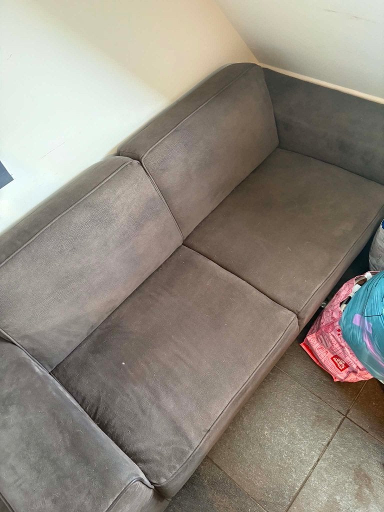 Gratis Zetel, Enlèvement