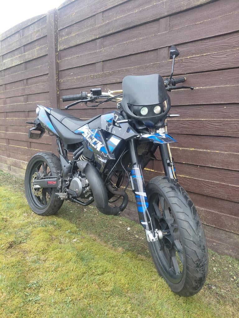 generic trigger sm 50, Fietsen en Brommers, Ophalen