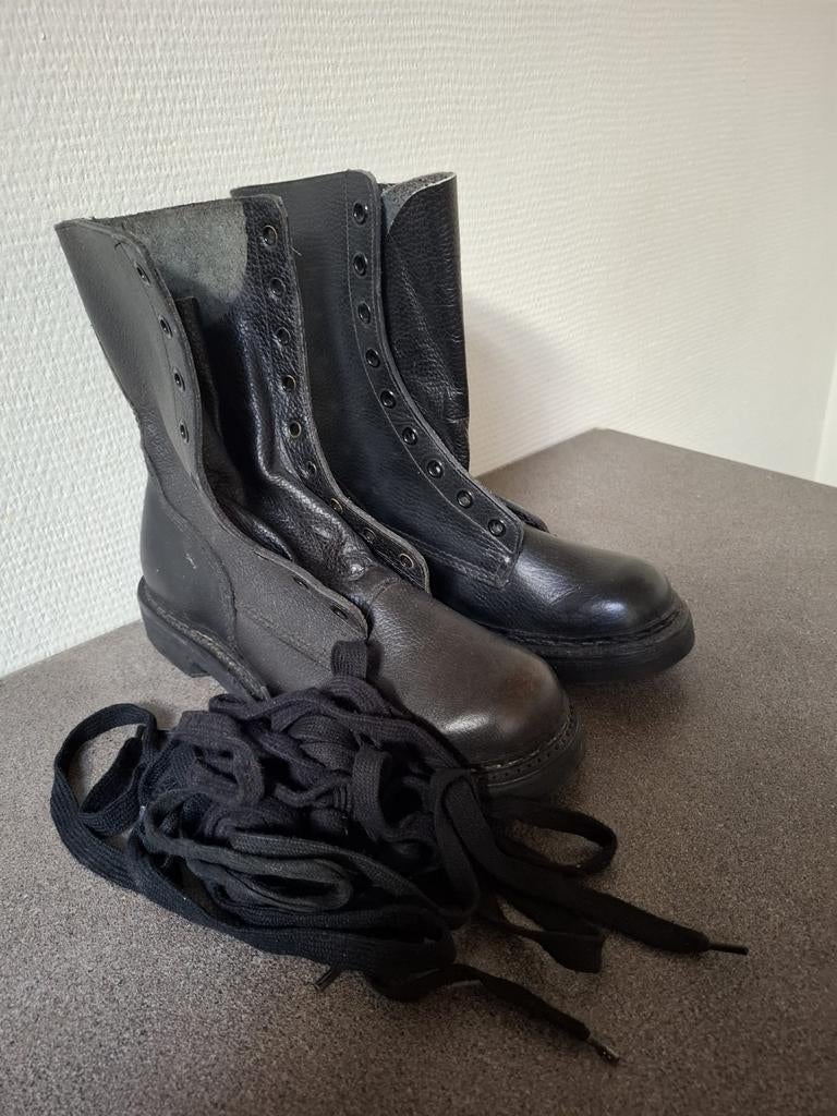 Bottines zwart maat 42, Ophalen