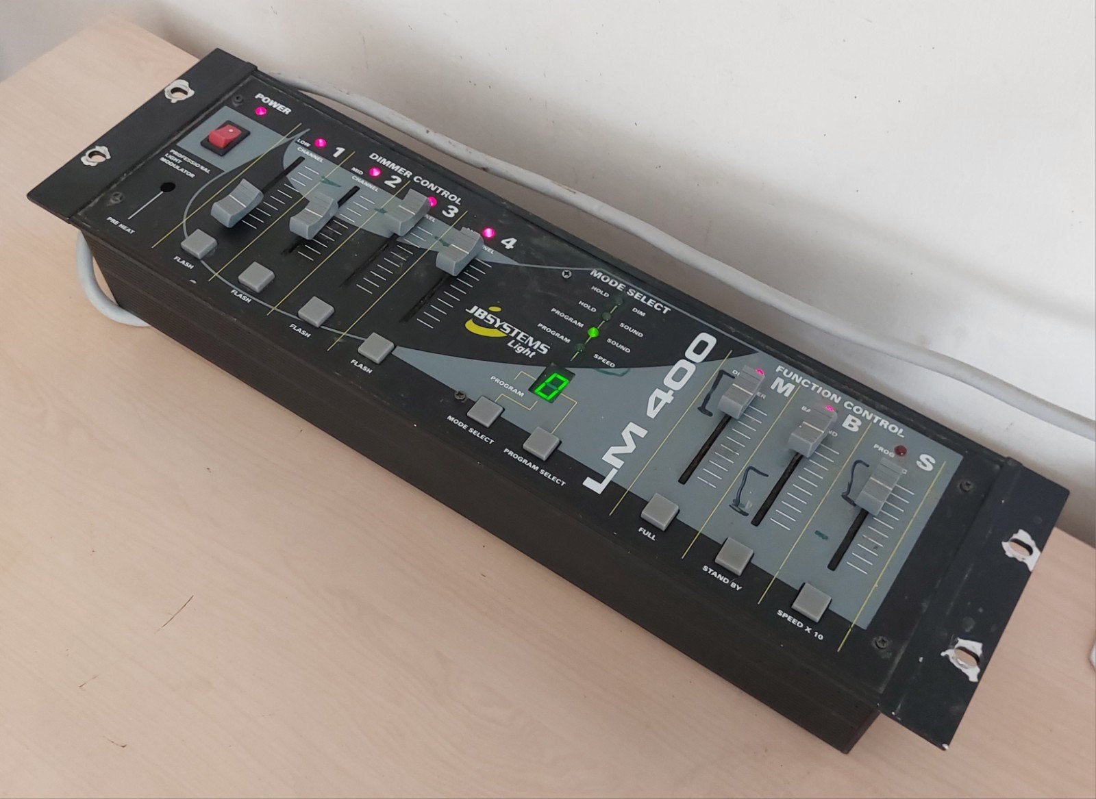 JBSystems modulateur de lumière  LM 440, Musique & Instruments, Enlèvement ou Envoi, Utilisé, Lumières