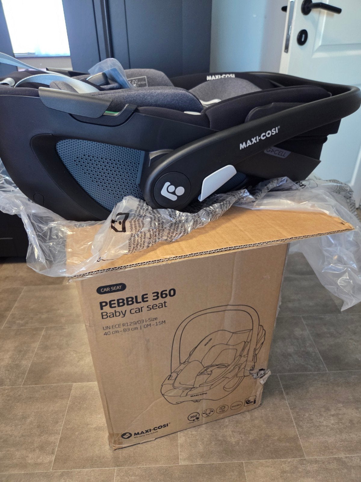Maxi Cosi Pebble 360, Enlèvement