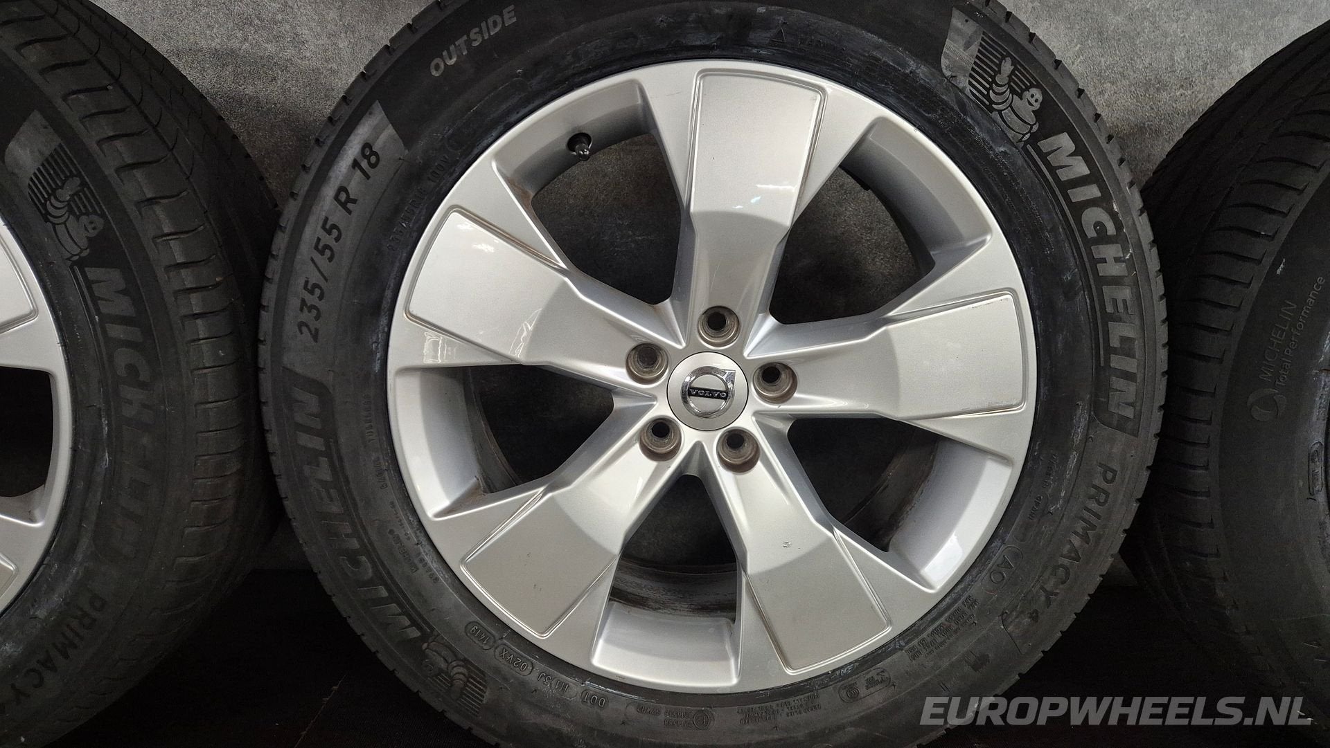 18 inch Volvo velgen XC40 zomerbanden R Design V90 CC, 18 inch, Gebruikt, -, -