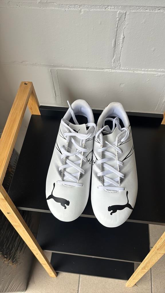 Voetbalschoenen puma maat 37, Ophalen, Zo goed als nieuw