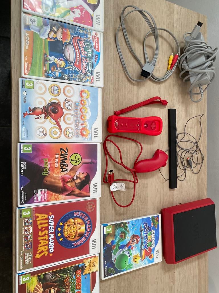 Nintendo Wii mini met toebehoren, Ophalen, Gebruikt, Met 2 controllers, Met games