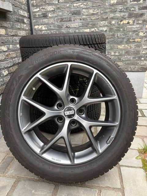 BBS velgen met Haast nieuwe winterbanden voor BMW X3, Ophalen, 18 inch, Banden en Velgen, Winterbanden