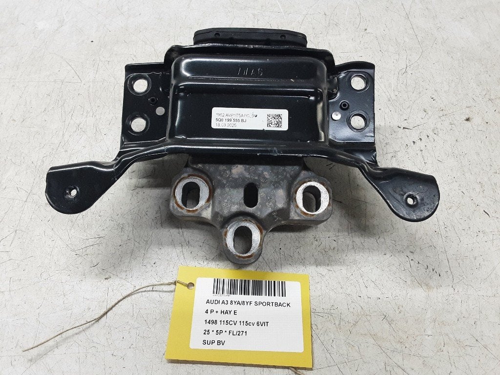 SUPPORT BOITE DE VITESSES A3 Sportback (8YA) (5Q0199555BJ), Auto-Union-Straße  1,
85057  Ingolstadt, DE, Info@audi.de, Audi, Utilisé