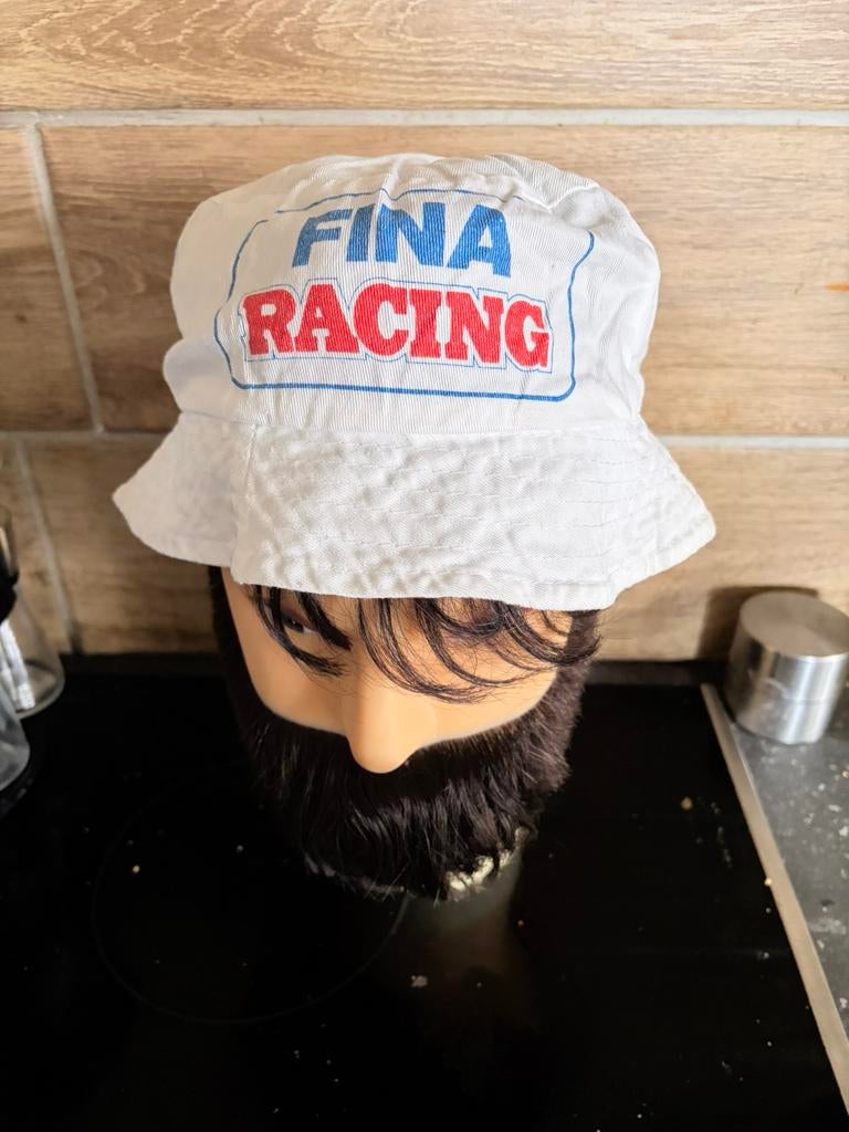 Oud hoedje fina racing, Verzamelen, Merken en Reclamevoorwerpen, Ophalen, Gebruikt, Overige typen