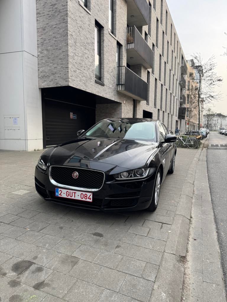 JAGUAR XE 2.0 €10,000, Autos, Jaguar, Cuir, Achat, Noir, Automatique
