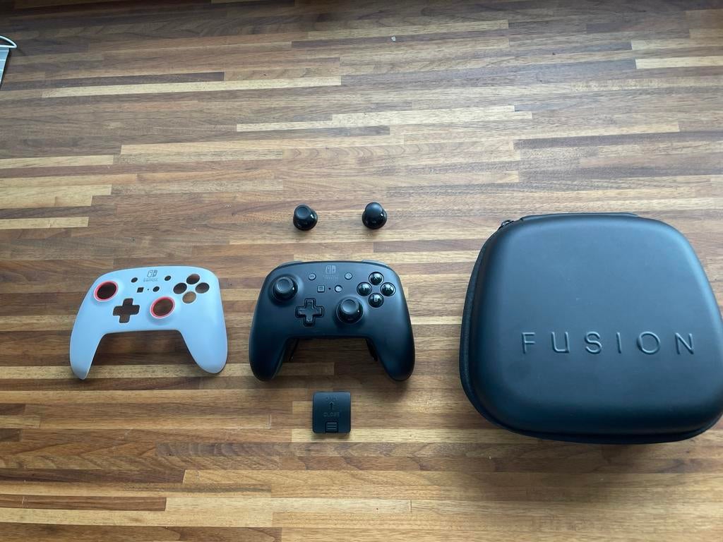 Nintendo fusion pro wireless controller, Enlèvement, Sans fil, Comme neuf, Switch Lite