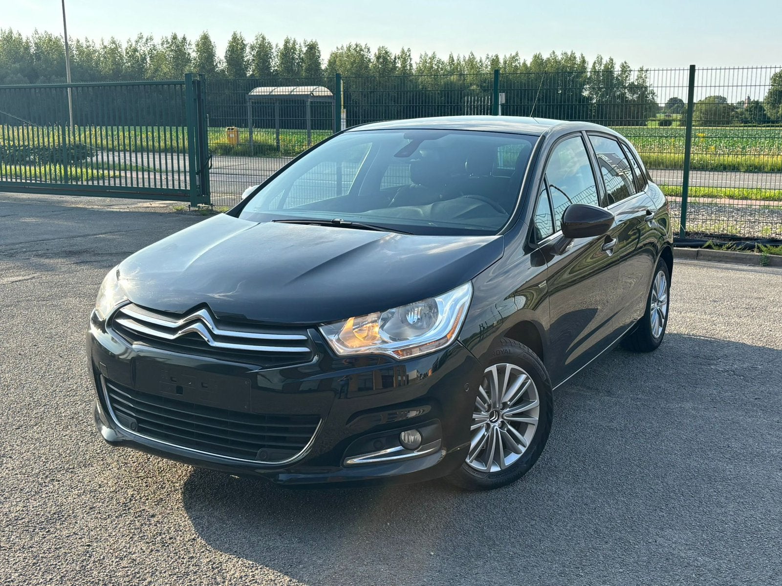 Citroen C4 1.6 essence boîte automatique gps airco, Automaat, https://public.car-pass.be/vhr/9721f84b-a2f6-4ef8-b71d-b127cfac6278