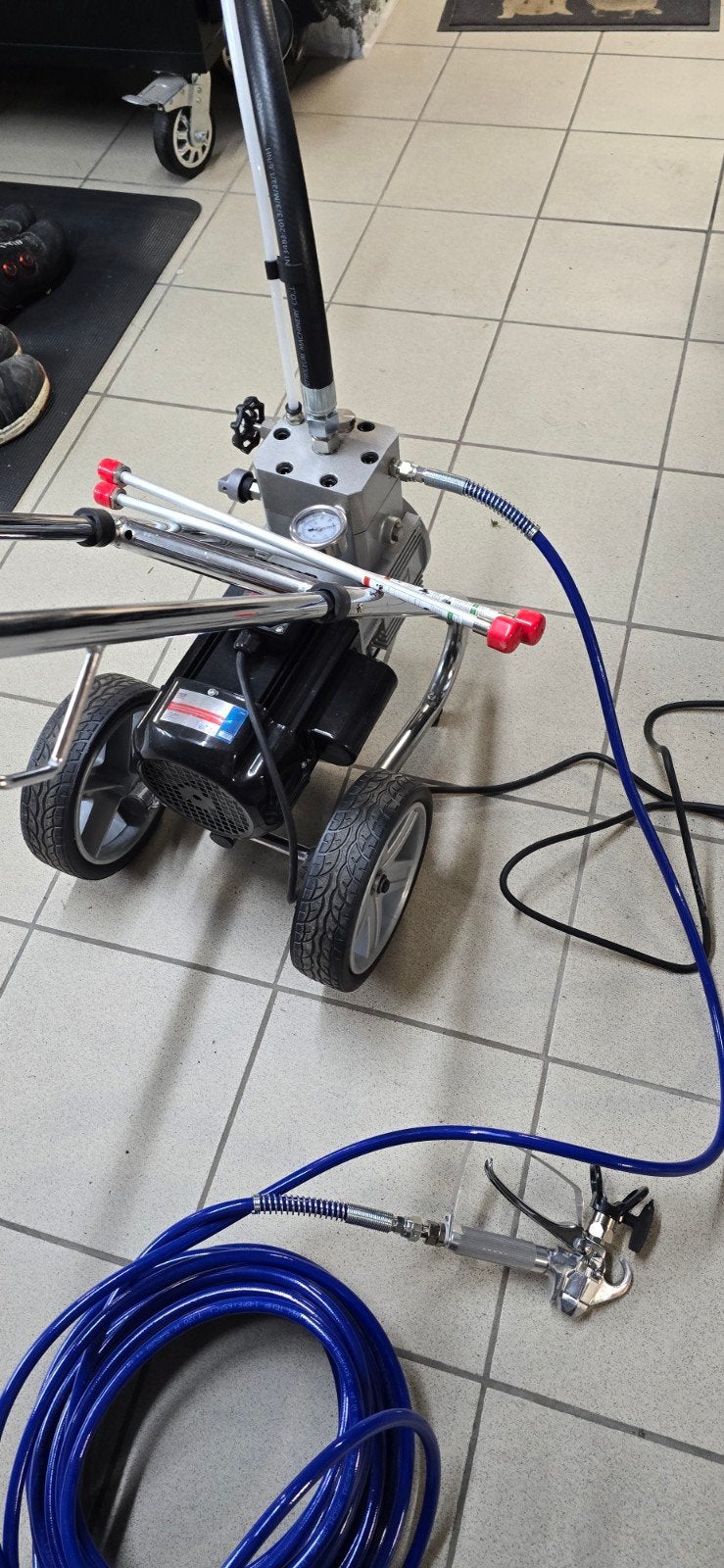 hbm hogedruk airless verfspuitmachine 1500 watt, Doe-het-zelf en Bouw, Ophalen, Nieuw, Verfspuit of Verfpomp