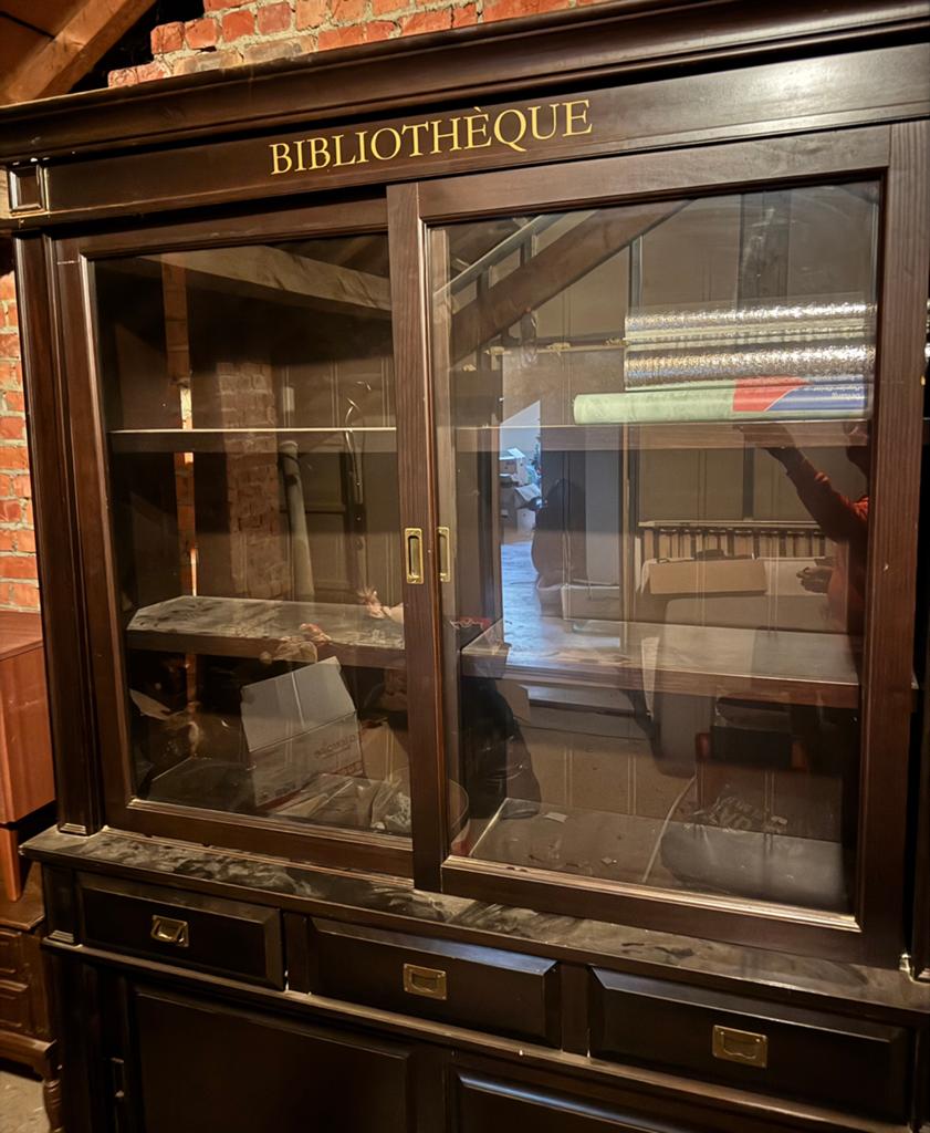 Mooie eetkamer -bibliotheek kast, Ophalen, Gebruikt